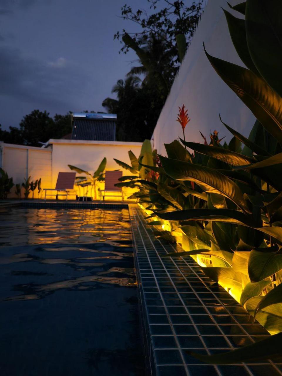 Found Mansion Hotel Pantai Cenang  Exterior photo