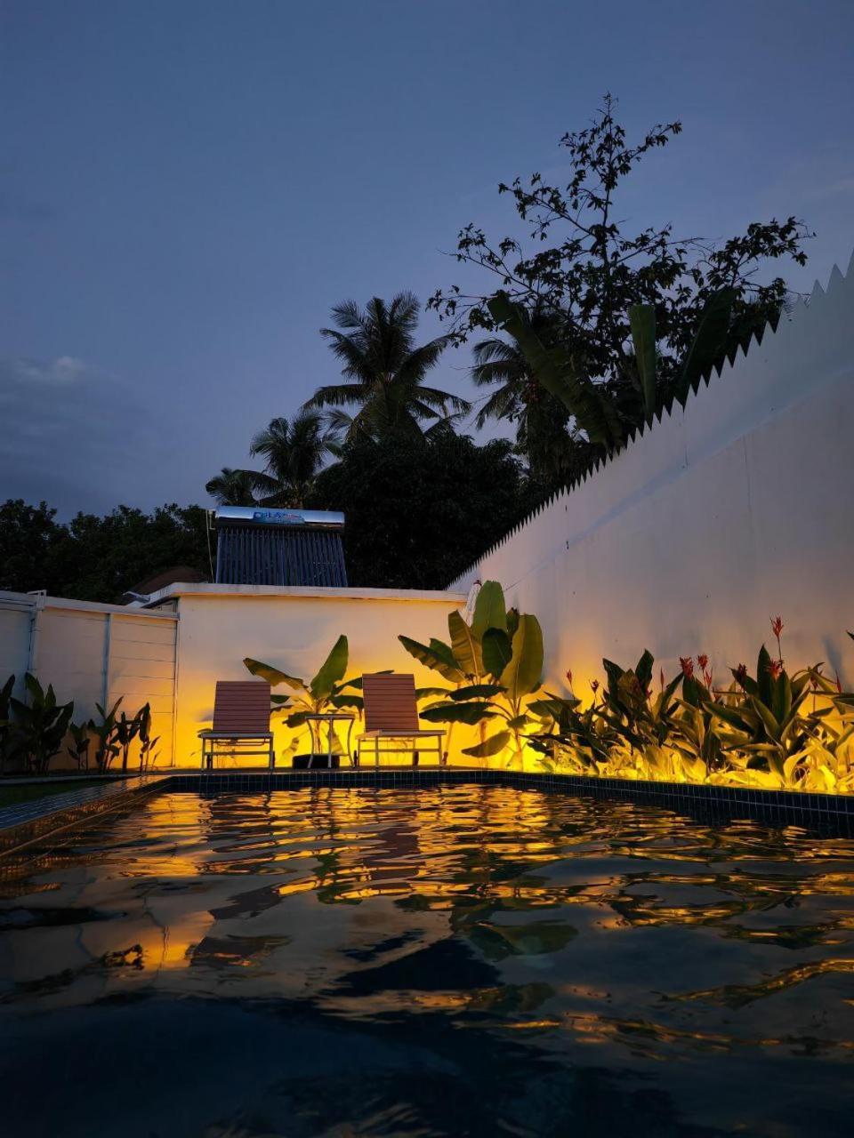 Found Mansion Hotel Pantai Cenang  Exterior photo