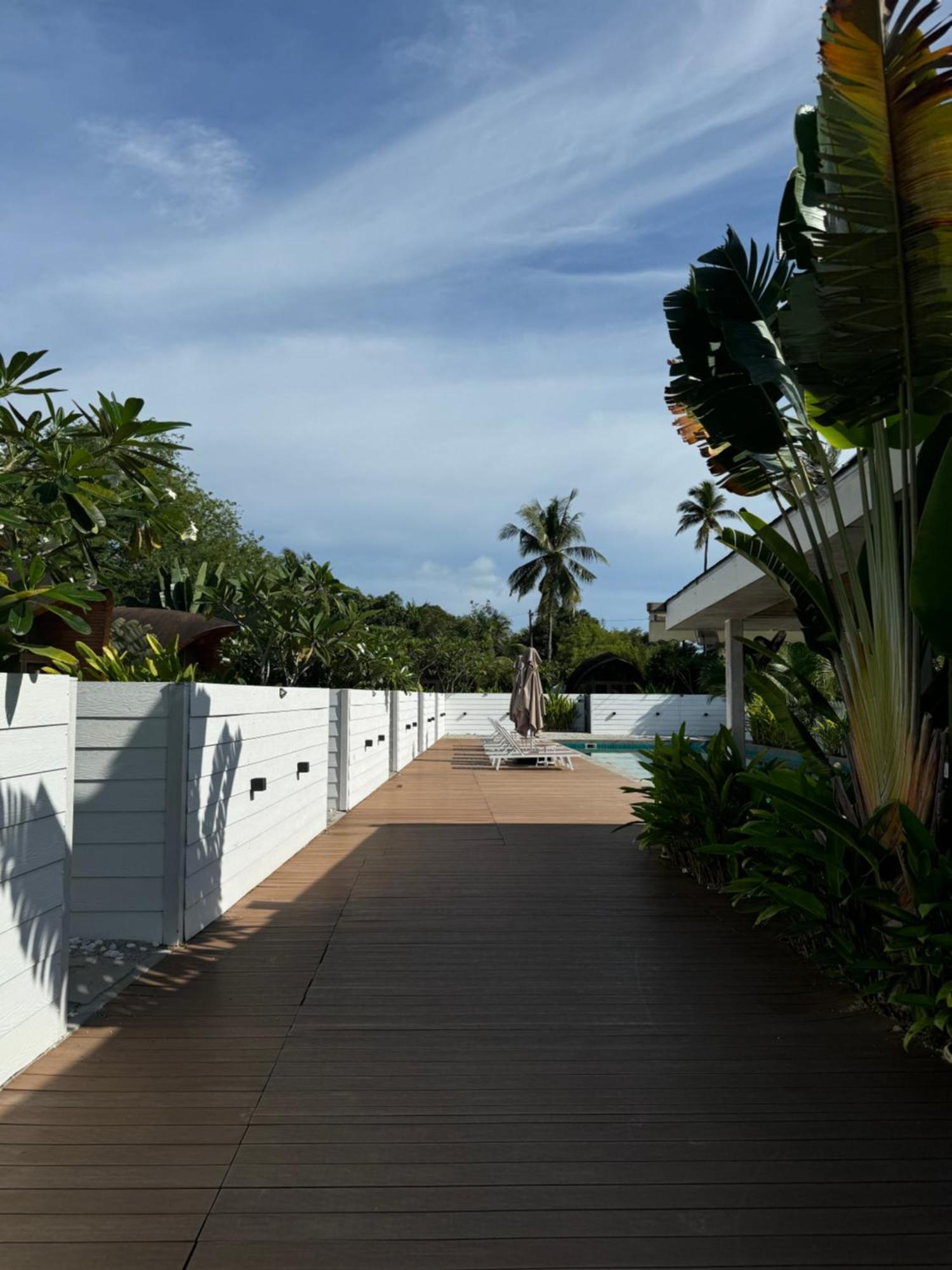 Found Mansion Hotel Pantai Cenang  Exterior photo